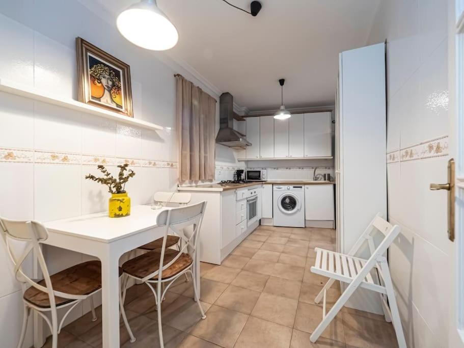 Tranquilo Y Bonito Apartamento A 10 Min Del Centro Málaga Eksteriør bilde