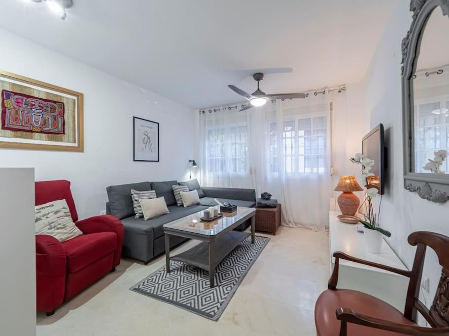 Tranquilo Y Bonito Apartamento A 10 Min Del Centro Málaga Eksteriør bilde